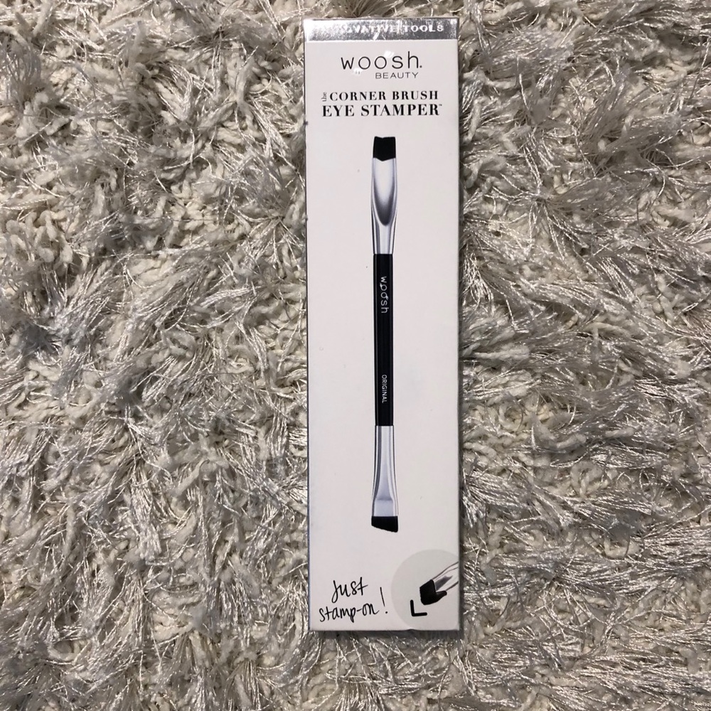 Woosh Beauty Eye Stamper